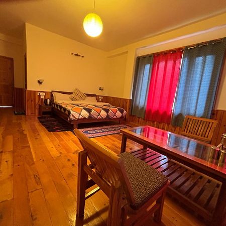 Toshim Homestay Sāngla エクステリア 写真