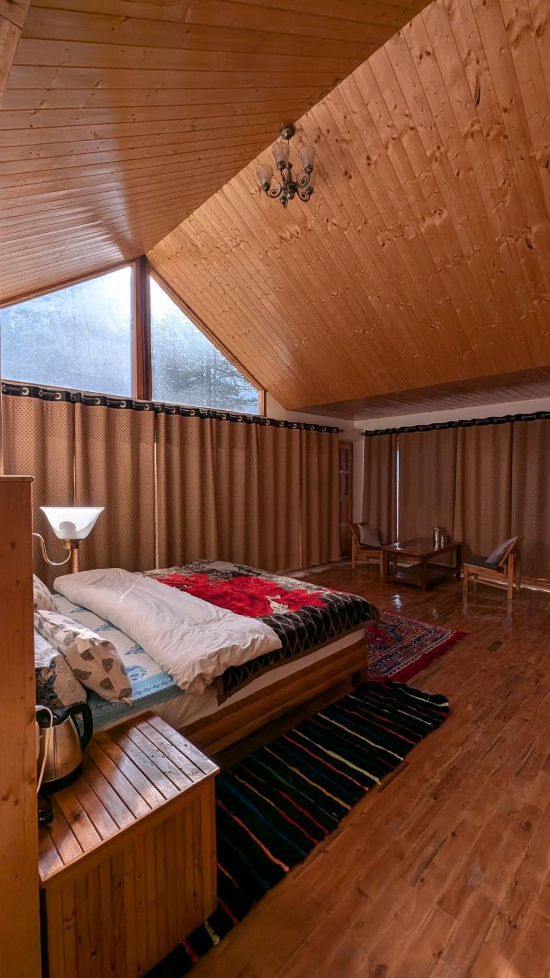 Toshim Homestay Sāngla エクステリア 写真